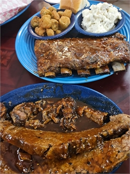 Savor Eastern North Carolina BBQ: Discover Surf City BBQ